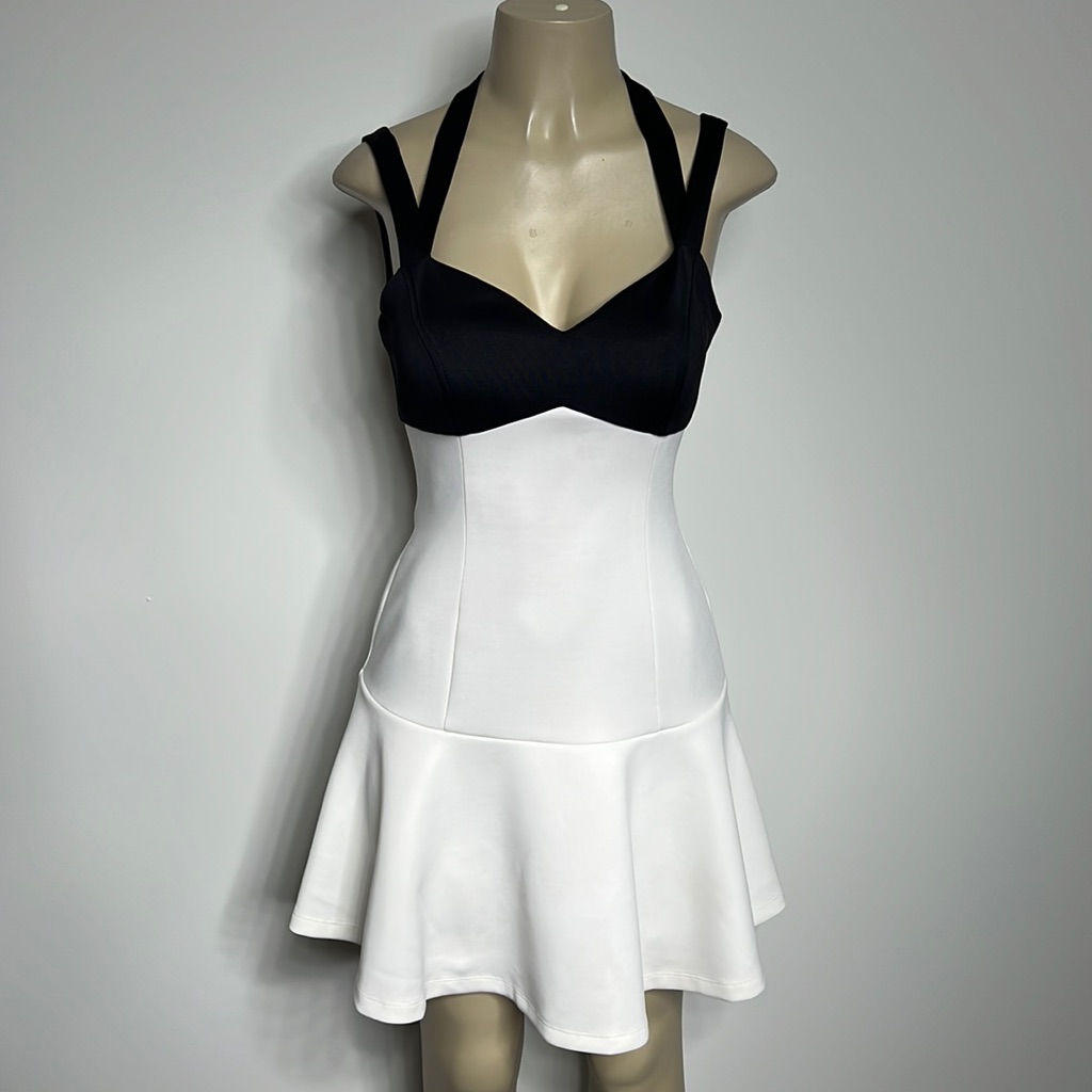 Guess Size 4 Black And White Dress